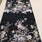 Mintás georgette muszlin fekete / mályva / kék / fehér virágos 142 - 145 cm