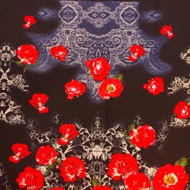   Mintás vastag kötött sötétkék / piros / sárga / zöld virágos  150 cm