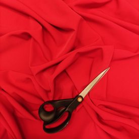 Egyszínű Barbie krepp piros 150 cm