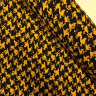 Mintás sztreccs bengalin fekete / mustár tyúkláb  144 - 146 cm széles