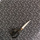 Mintás punto sötétkék / fehér absztrakt minta 150 - 152 cm széles