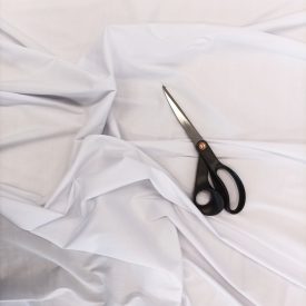 Egyszínű sztreccs puplin fehér (off white) 150 cm