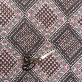   Mintás muszlin pink, fehér, bordó, lila, szürke 142 - 144 cm