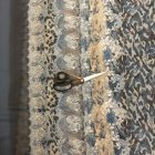 Mintás muszlin sötétkék, világoskék, fehér "terep" és virág minta150 cm