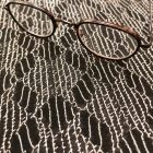 Mintás jacquard vastag lurexes fekete / ezüst 130 - 132 cm széles