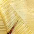  Jacquard mintás vászon szövet arany / sárga 150 cm széles