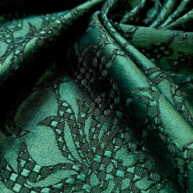 Pamut szatén rugalmas hímzett smaragzöld 140 cm széles