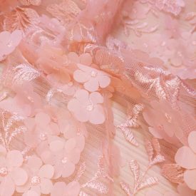   Csipke 3 dimenziós barack színű virág mintás 150 cm széles